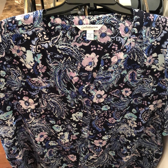 croft & barrow Tops - Short sleeve dress blouse
